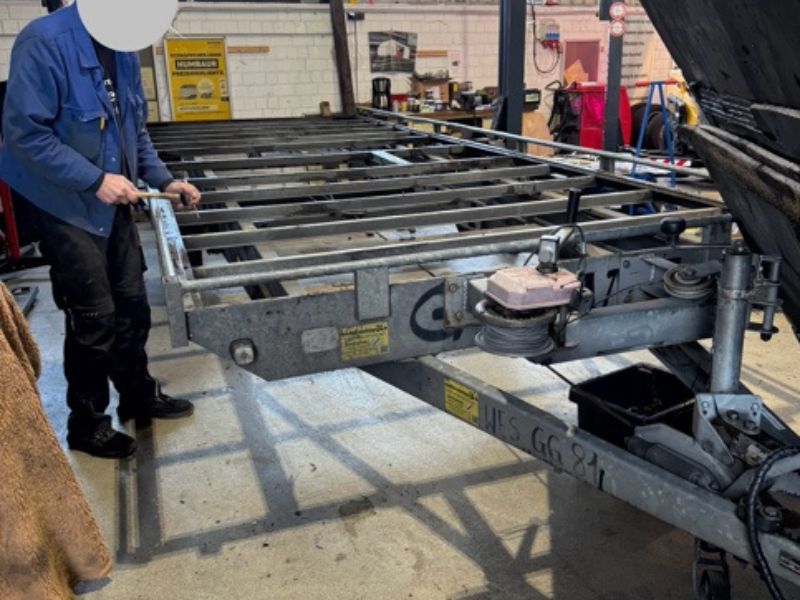 Anhänger Reparatur
